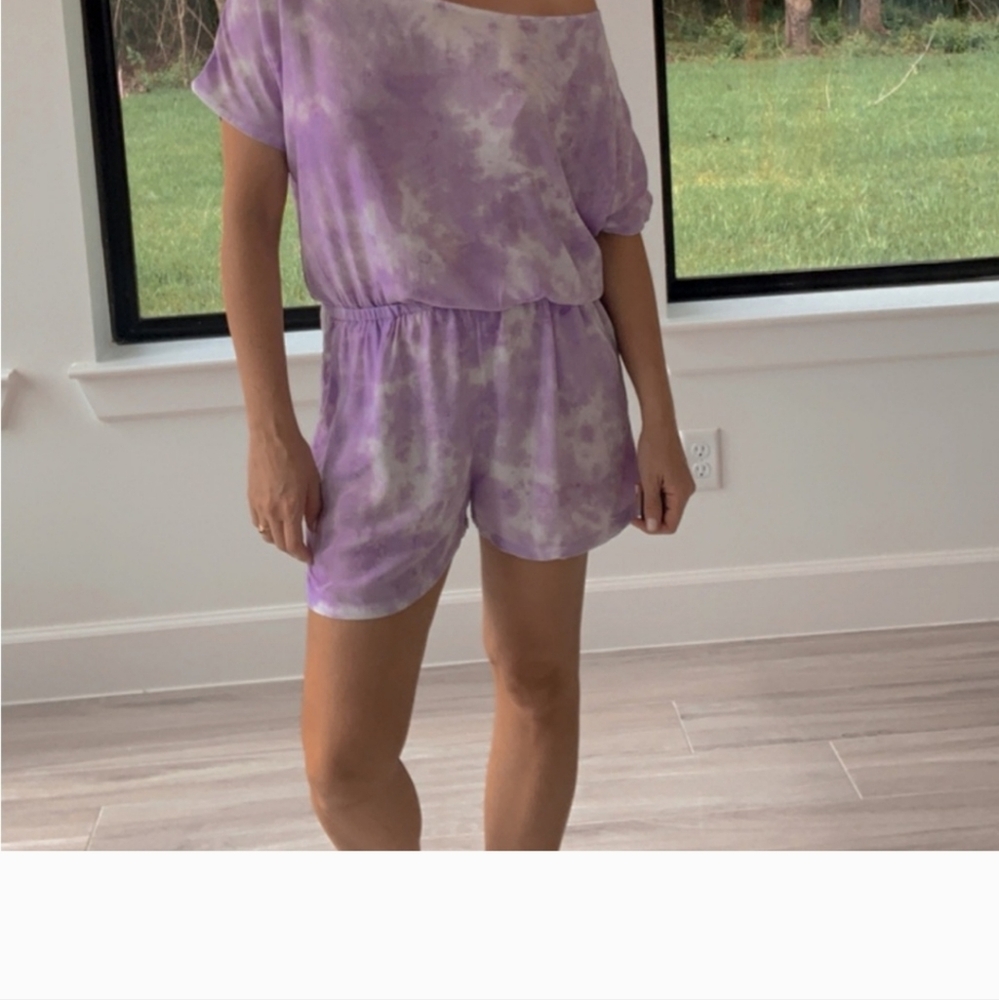 YANA K Romper NWT Size XS  Pockets Lavender Tie Dye Cool Comfort Lavender